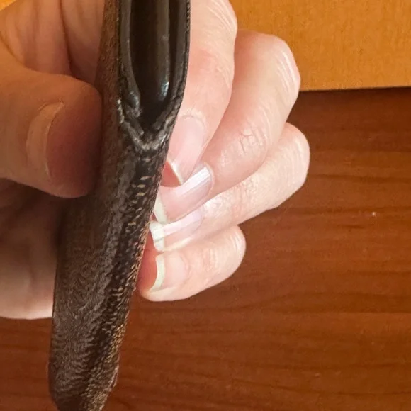 Louis Vuitton Damier Ebene Brown Checkered Key Holder Men or Women - Picture 15 of 16